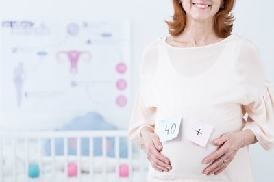 高龄女性绝经后还能做第三代试管婴儿吗？
