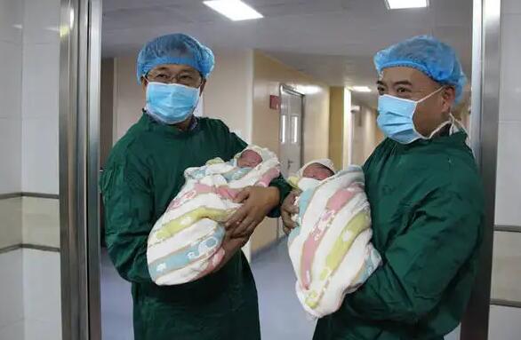 试管婴儿生双胞胎花费明细表？试管双胞胎要多少钱？