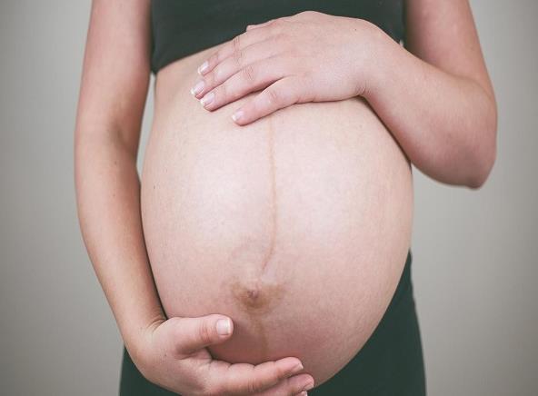 1一3月怀男孩的五大症状，孕妇肚子上的黑线可判断男女！