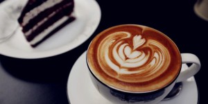 喝咖啡好吗?2023咖啡的功效与作用及副作用分享