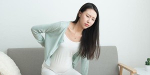 孕妇腰疼大多是这4点引起的，5个妙招快速缓解孕妇腰疼