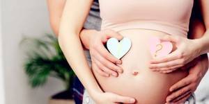 鉴别宝宝性别用什么方法靠谱？怀孕爱吃酸是男宝吗？