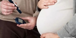 高龄做试管婴儿怀双胞胎在孕晚期有哪些风险？